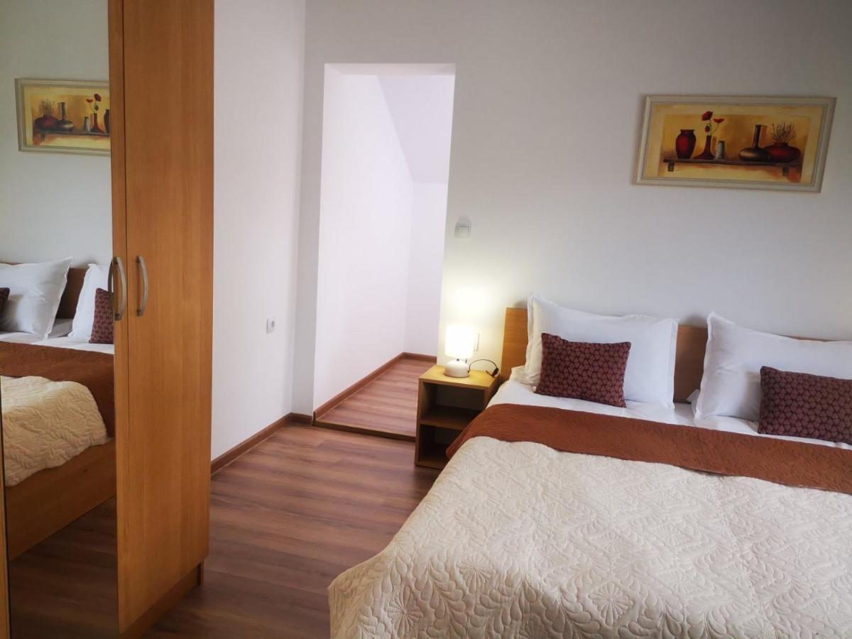 Saint Maria Guest House Velingrad Exterior photo